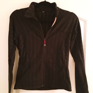 Authentic Lululemon zip black jacket! Size 6
